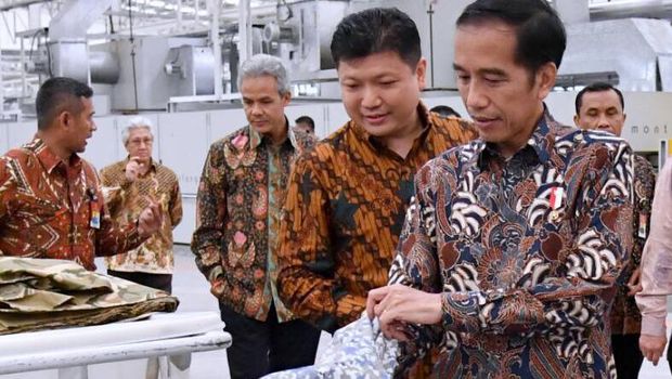 Jokowi: Orang RI Suka Barang Impor, Harusnya Cintai Produk Dalam Negeri