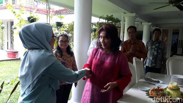 Menteri Kelautan dan Perikanan Susi Pudjiastuti