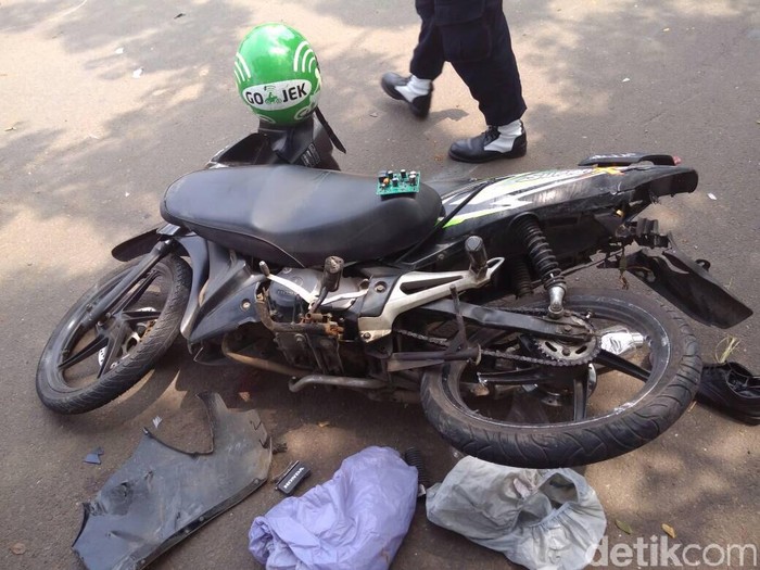 Driver Ojek Online Tewas Ditabrak Mobil yang Dikemudikan Mahasiswa