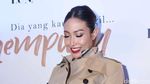 Hamil Tua, Ayu Dewi Tetap Lincah