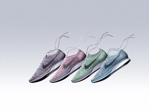 <i>Yummy!</i> Nike Rilis Sneakers Terinspirasi Kue Red Velvet