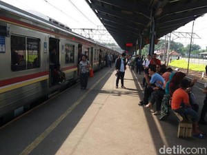 Ada KRL, Kereta Lokal dari Purwakarta Hanya Sampai Cikarang