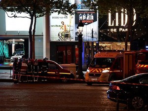 Trump Sebut Penembakan di Champs Elysees Seperti Serangan Teroris