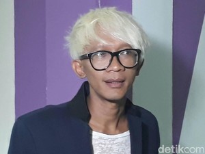 Cie... Aming Masih Sering Kepo tentang Evelyn