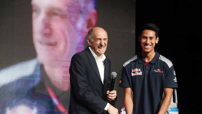 Bagaimana Sean Bisa Direkrut Jadi Test Driver Toro Rosso? Bagaimana Sean Bisa Direkrut Jadi Test Driver Toro Rosso?