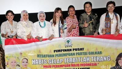 Pengurus Kesatuan Perempuan Golkar Nobar Film Kartini