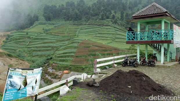 Sudah ada area parkir dan menara pandang (Randy/detikTravel)