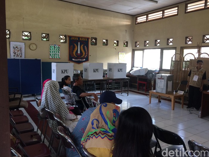 Pemungutan Suara Ulang di TPS 19 Pondok Kelapa Digelar