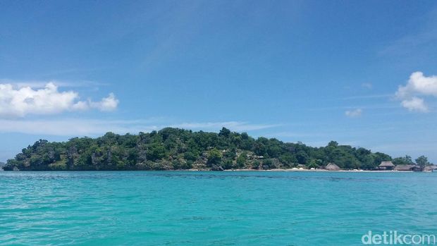 Laguna ini tersembunyi di balik bukit karang (Melisa/detikTravel)