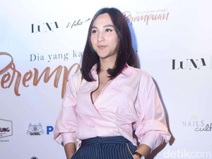 Dena Rachman: dari Parade LGBT sampai Isu akan Nikahi Cowok Bule