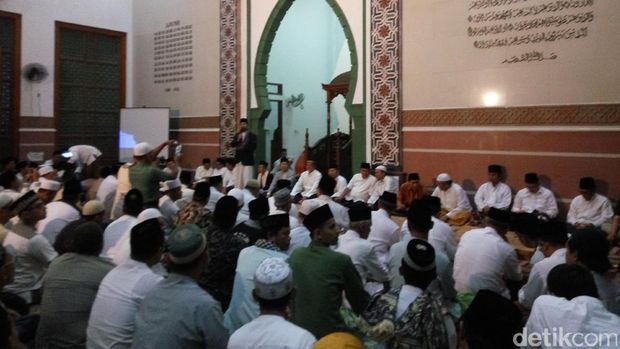 Pesantren Al-Hikam Depok Gelar Tahlilan 40 Hari KH Hasyim Muzadi