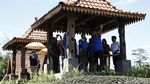 Menteri BUMN Tinjau Balkondes Wanurejo