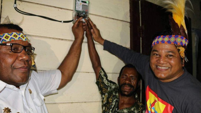 PLN Listriki Desa-desa di Pelosok Papua
