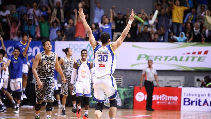 Kalahkan CLS di Laga Penentuan, Satria Muda ke Final