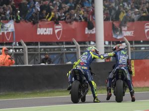 Hasil-Hasil Vinales dan Rossi di Silverstone Bikin Yamaha Pede