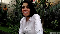 Melihat kondisi Jupe berjuang melawan kanker serviks, Niki juga ingat dengan almarhum ibunya yang mengidap kanker rahim. (Foto: Desi Puspasari/detikHOT)