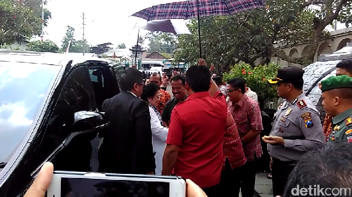 Jelang Ramadan, Megawati Ziarah ke Makam Bung Karno