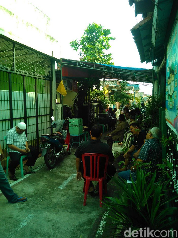 Keluarga Terpukul Deden Tewas Tersambar Petir di Dieng