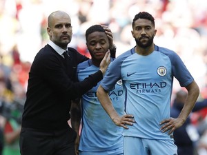 Guardiola Menjawab Sindiran Conte soal Belanja Besar City
