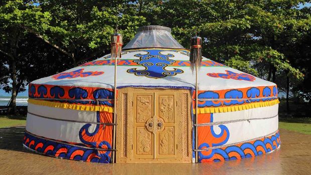GER atau rumah khas Mongol (dok Jababeka)