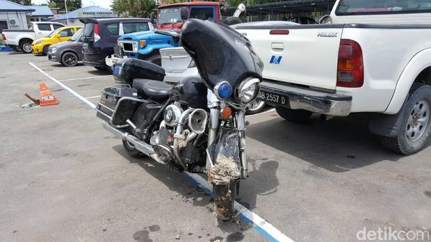 Bambang Gondrong, Hobi Turing Moge Lintasi Jalan Berbahaya Dunia