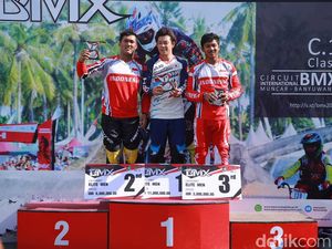 Pebalap Jepang Berjaya di Banyuwangi International BMX 2017