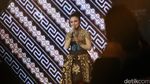 Aksi Rossa di Atas Panggung
