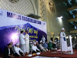Saat Anies Berinteraksi Hangat dengan Dubes Maroko di Istiqlal