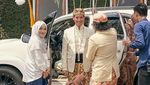 Ekspresi Bahagia Tarra Budiman di Momen Pernikahannya