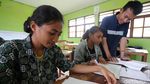 Pesan Damai Dari Guru di Perbatasan Indonesia