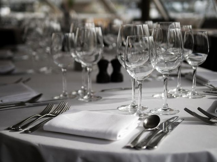 makan di restoran