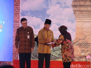 Surabaya Raih Penghargaan Sebagai Kota dengan Layanan Terbaik