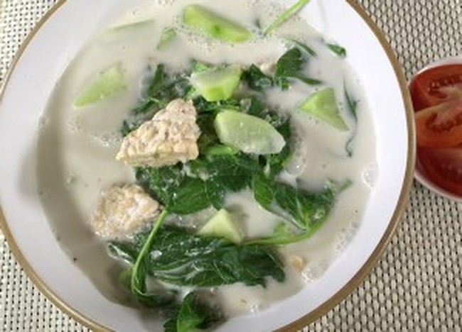 Telur dan Sayuran Makin Sedap Diolah dengan Santan