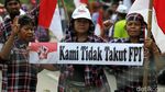 Massa Pro dan Kontra Ramaikan Sidang Ahok