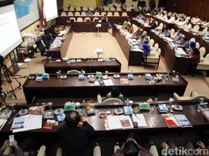 KPU-DPR Debat soal Sifat Rapat Pembahasan PKPU Pemilu 2019