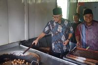 Dukung UKM, Ketua MPR Dorong Tahu Sumedang Bisa Mendunia