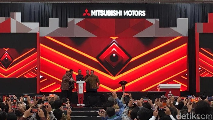 Resmikan Pabrik Mitsubishi, Jokowi: Investasi Jangan Dipersulit