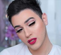 Foto: Ini Manny Gutierrez, Pria yang Masuk Daftar Manusia Tercantik Dunia