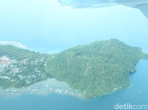 Ada Emas di Patung Yesus di Papua yang Diklaim Termegah di Dunia