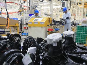 8 Pabrik Otomotif di RI Terimbas Corona, Kurangi Produksi Hingga Setop Sementara