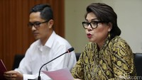 KPK menetapkan mantan Ketua Badan Penyehatan Perbankan Nasional (BPPN) Syafruddin Arsyad Temenggung sebagai tersangka dalam kasus Bantuan Likuiditas Bank Indonesia (BLBI).