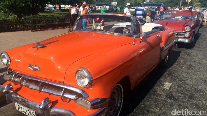 Mobil antik di Havana, Kuba