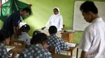 Pesan Damai Dari Guru di Perbatasan Indonesia