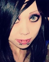 Ingin Jadi 'Barbie', Wanita yang Dulu Gothic Ini Habiskan Rp 471 Jutaan