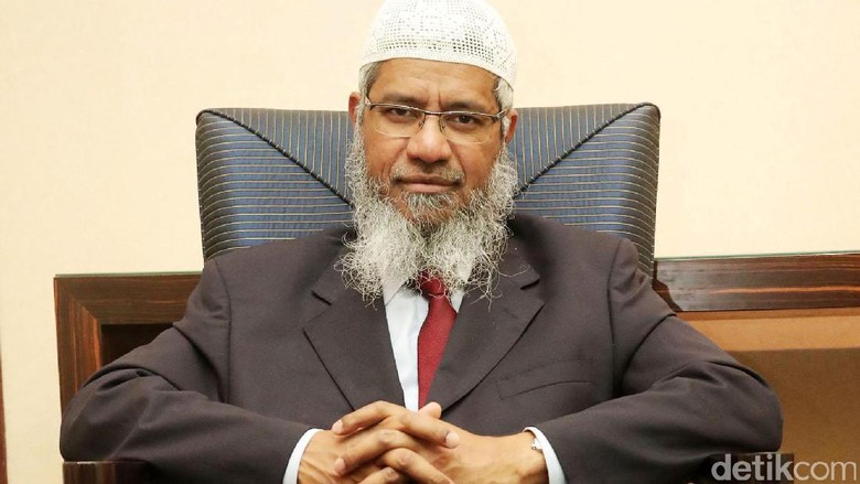 Zakir Naik Ditekan Negeri Jiran Zakir Naik Ditekan Negeri Jiran