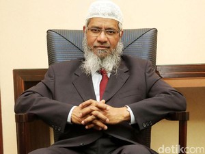 Zakir Naik Dilarang Ceramah di Seluruh Malaysia Demi Keamanan Nasional