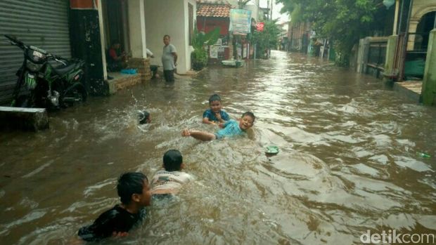 Banjir di Petogogan.