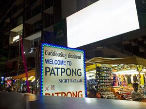Hiburan Malam Bangkok Bergelut Melawan Corona
