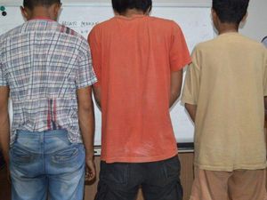Lima Pria Dicokok Polisi Saat Pesta Sabu di Masjid Raya Makassar
