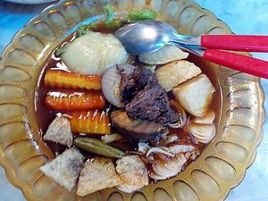 5+ Tempat Makan Selat di Solo, Sajian Khas yang Tak Boleh Terlewatkan